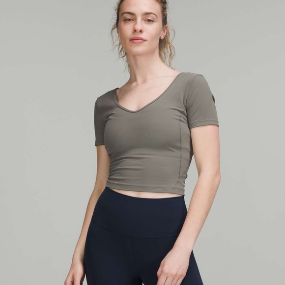 Lululemon Align T-Shirt sz 4 Grey Sage - Picture 3 of 5